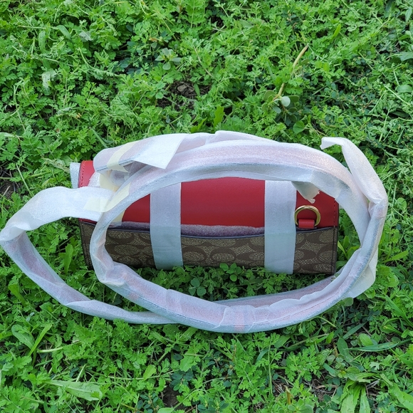 ❤️ NWT COACH Tilly Satchel 23 Red - Picture 7 of 9